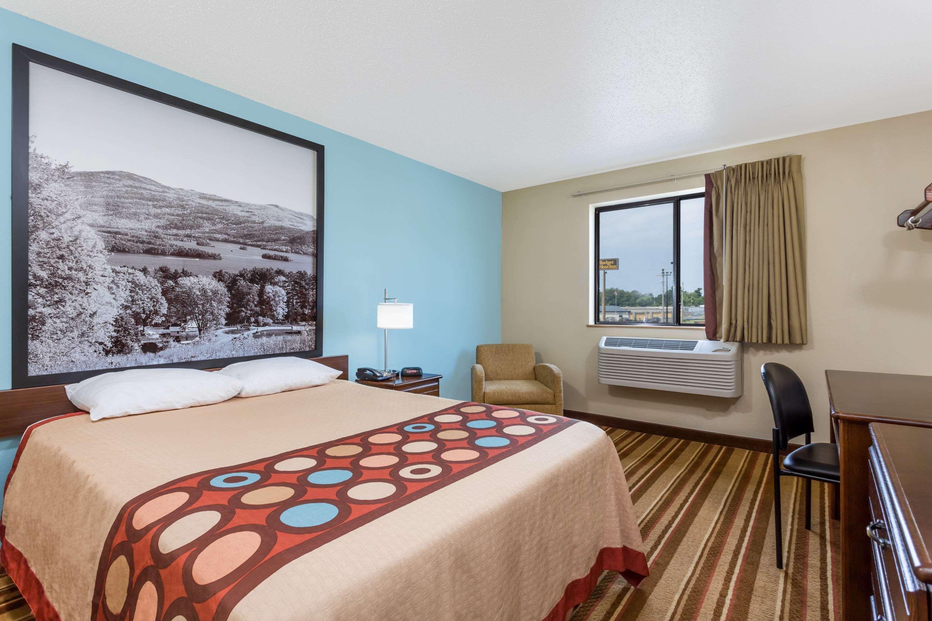 Super 8 By Wyndham Danville Va Εξωτερικό φωτογραφία
